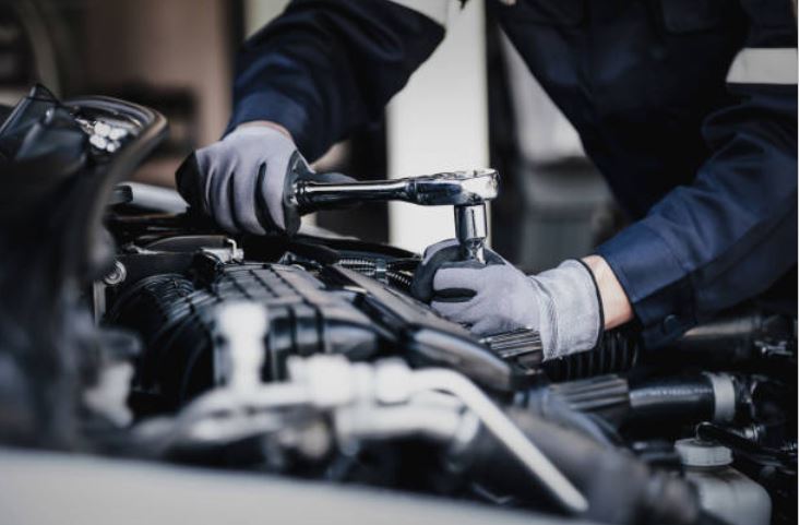 Shop Vs. Mobile Mechanic: Fixing Your Car Hassle-Free